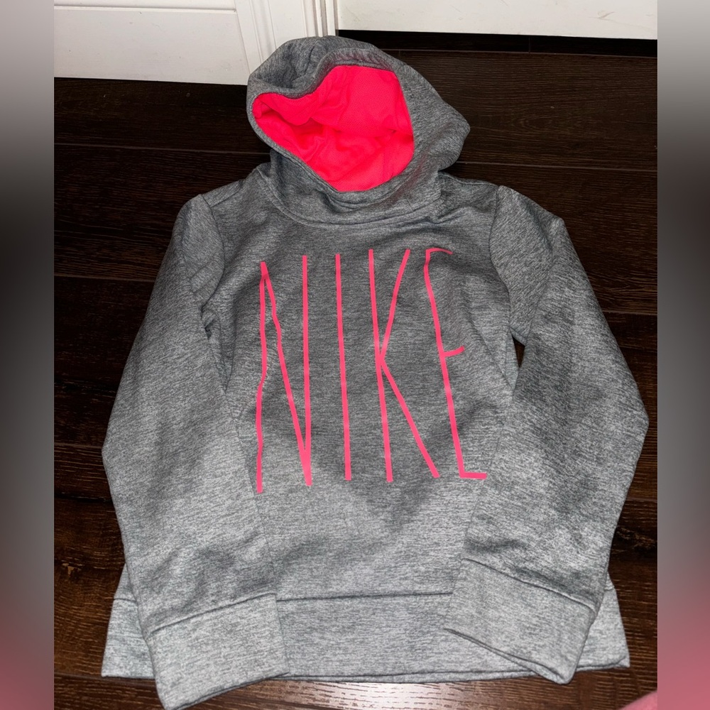 VGUC NIke Hoodie- size M